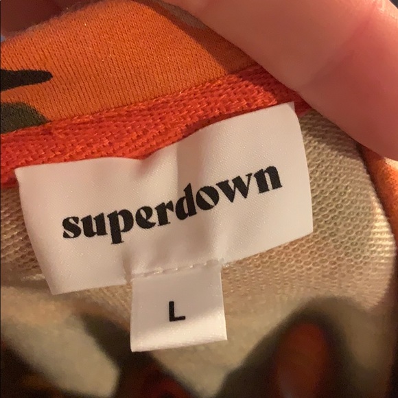 SUPERDOWN crop top - Picture 4 of 6